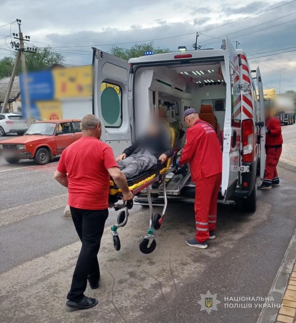 Пенсіонерка потрапила до лікарні через аварію на трасі Одеса – Рені